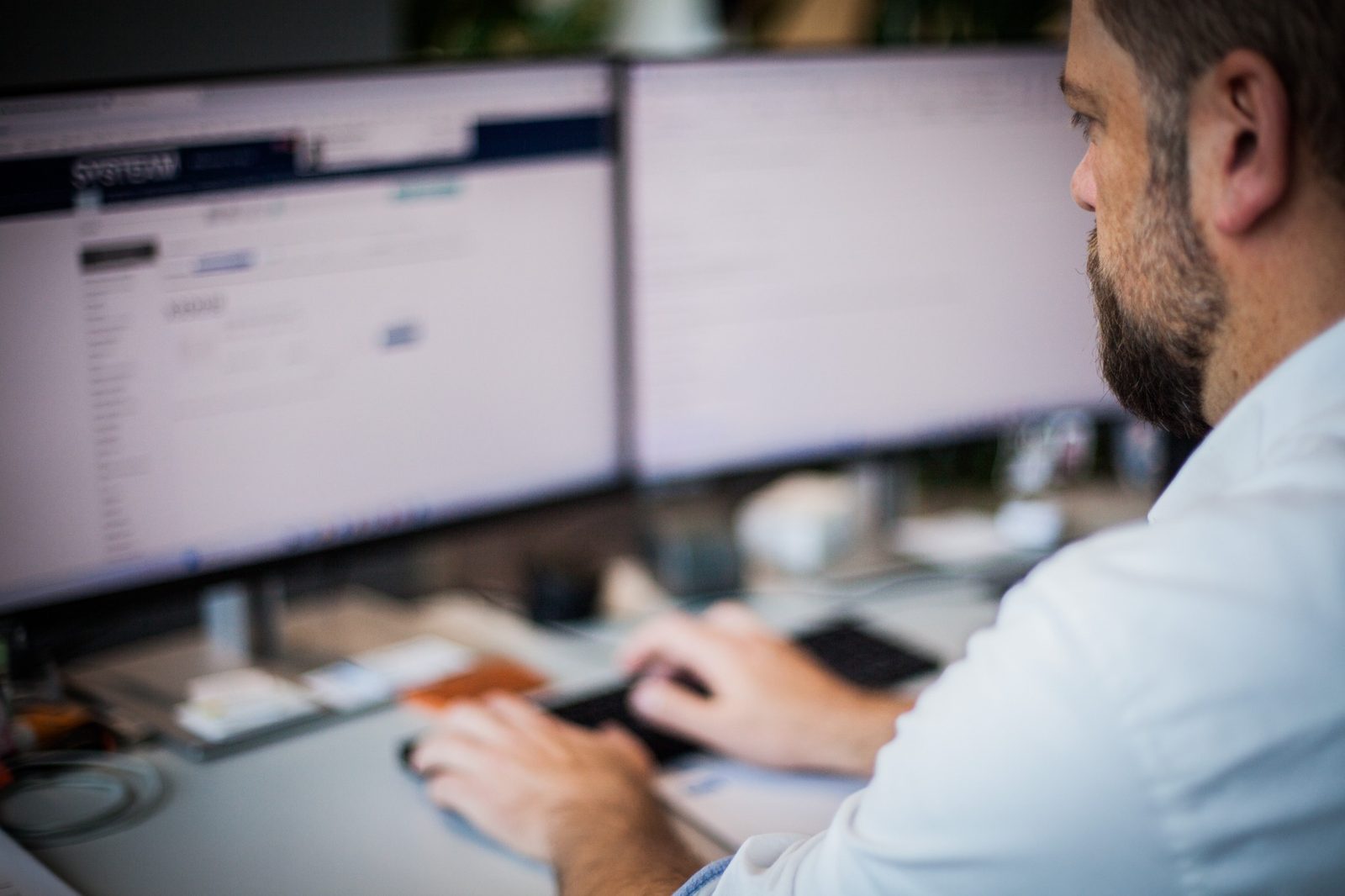 IT-nahe Betreuung und Geräteverwaltung am Bildschirm