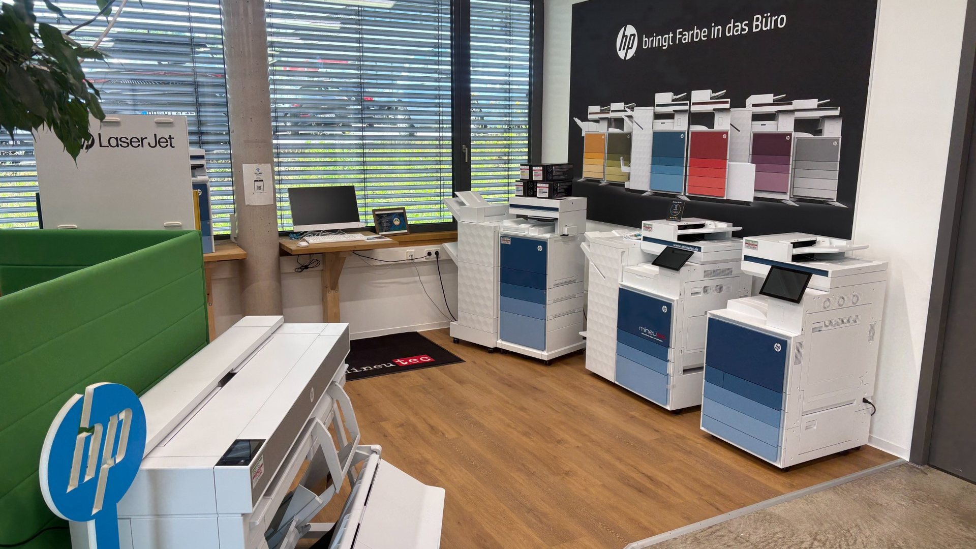 mineutec Showroom in Leonberg mit HP Druck- und Scanlösungen